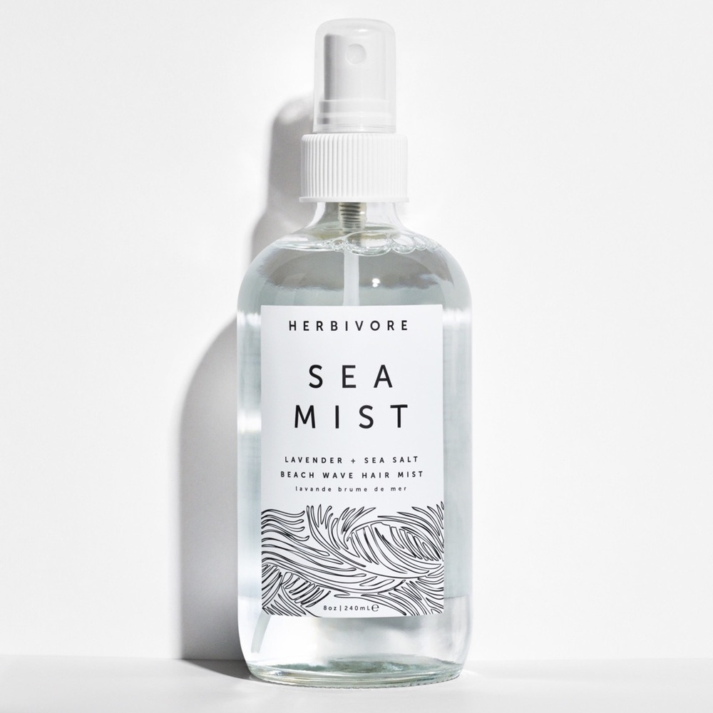 Hair mist for beach waves
